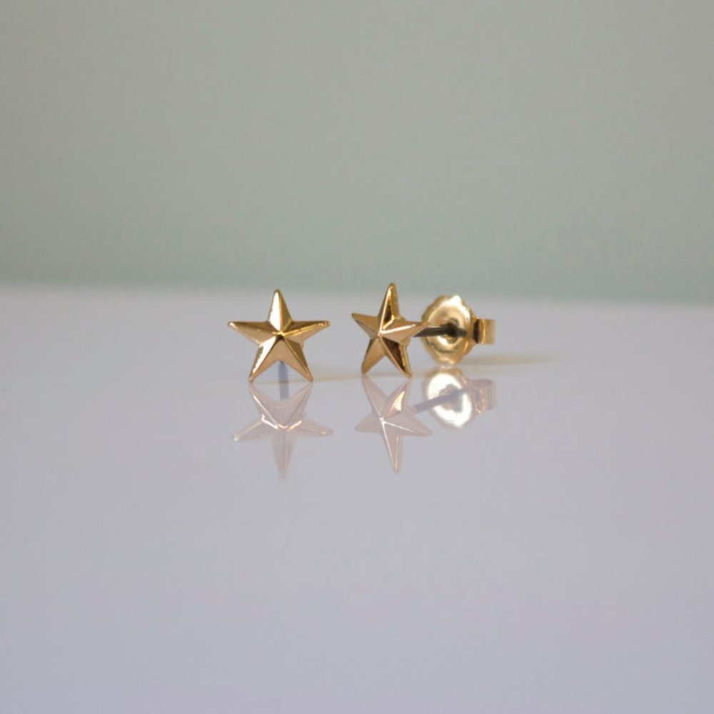 New Gold  Flat-Star Studs